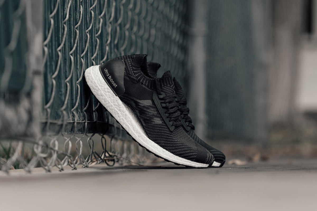 Adidas Originals Women's Ultraboost X "Core Black/Carbon" Available Now