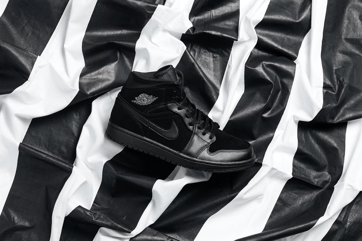Air Jordan 1 Mid "Black/Dark Grey" Available Now