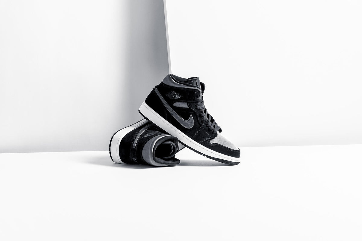 Air Jordan 1 Mid SE "Black/Anthracite/White" Available Now