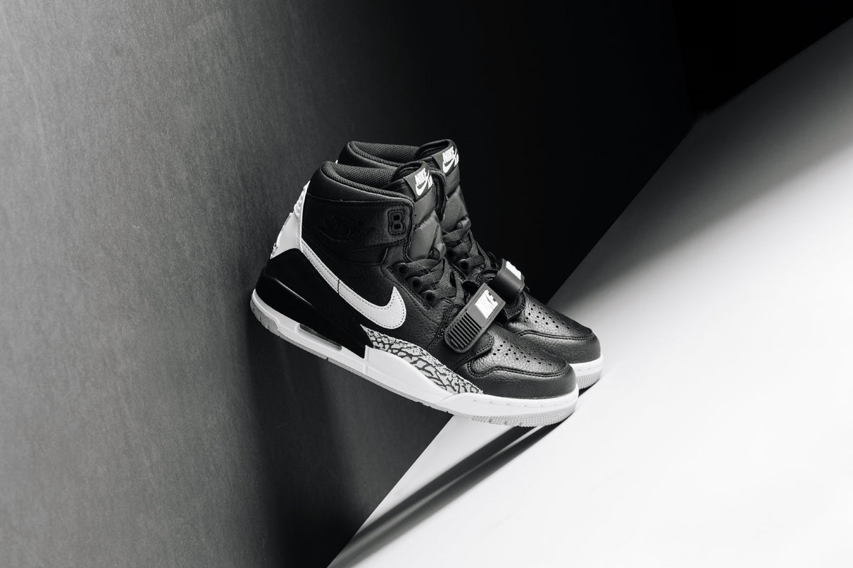 Air Jordan Legacy 312 "Black/White" Coming Soon
