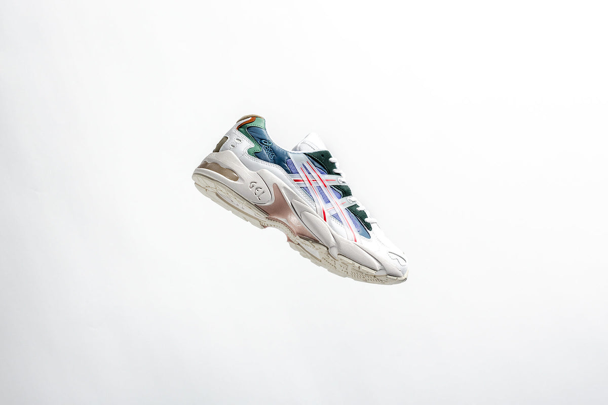 Asics x HBX Gel-Kayano 5 OG "White/Speed Red" Available Now