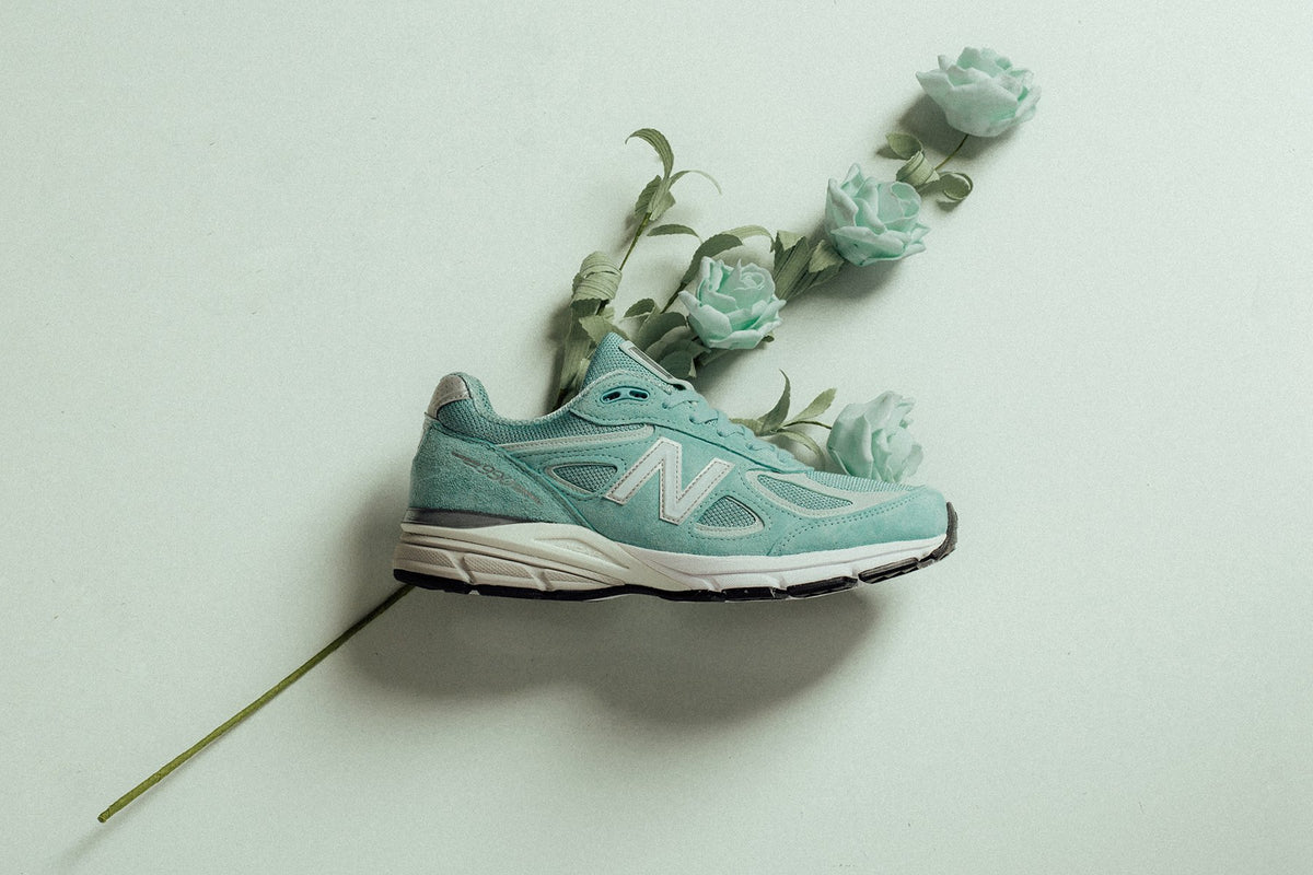 New Balance 990 "Mineral Sage/Seafoam" Available Now