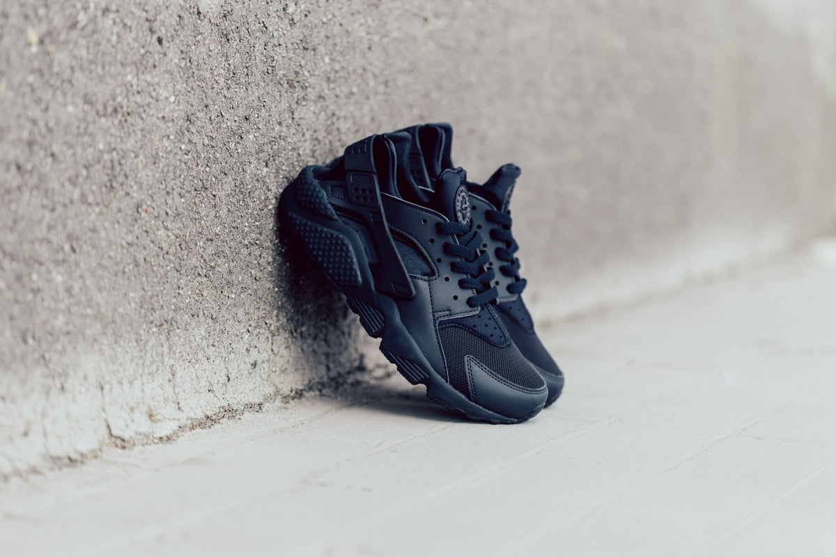Nike Air Huarache In Midnight Navy Available Now