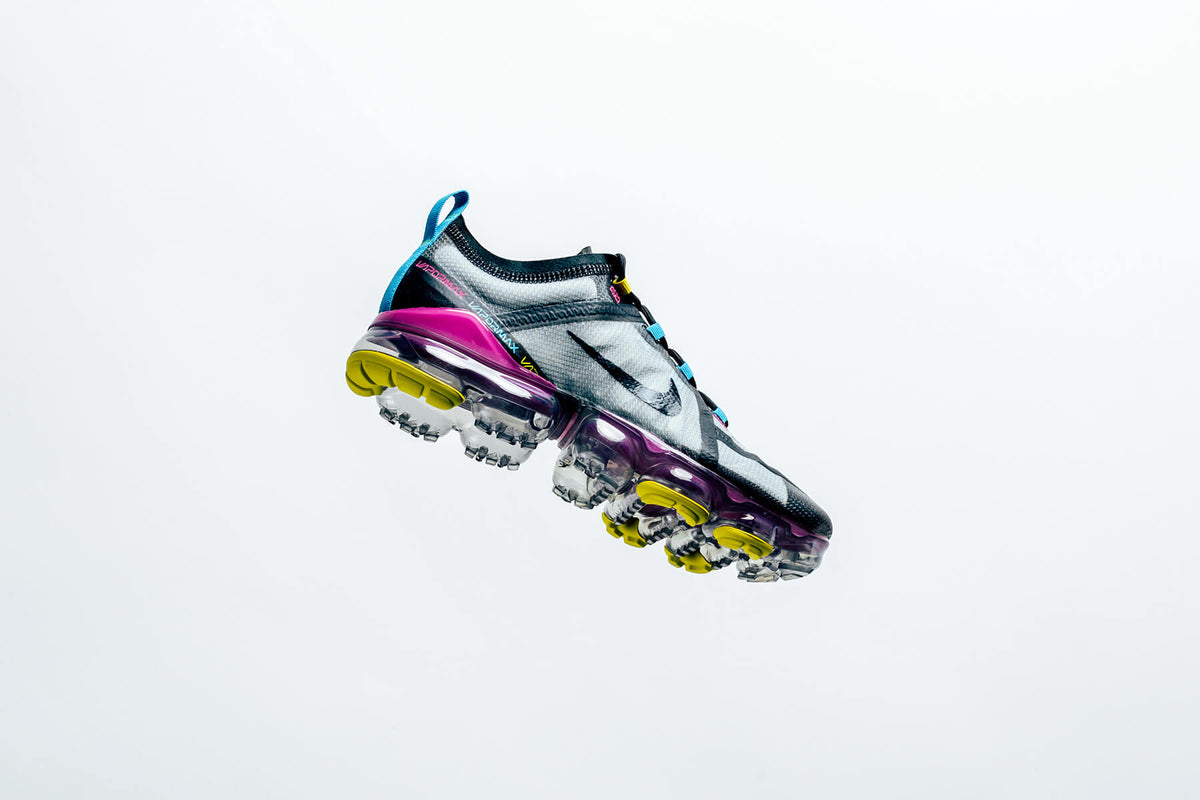 Nike Air VaporMax 2019 "Moon Particle/Black/Pink Blast" Available Now