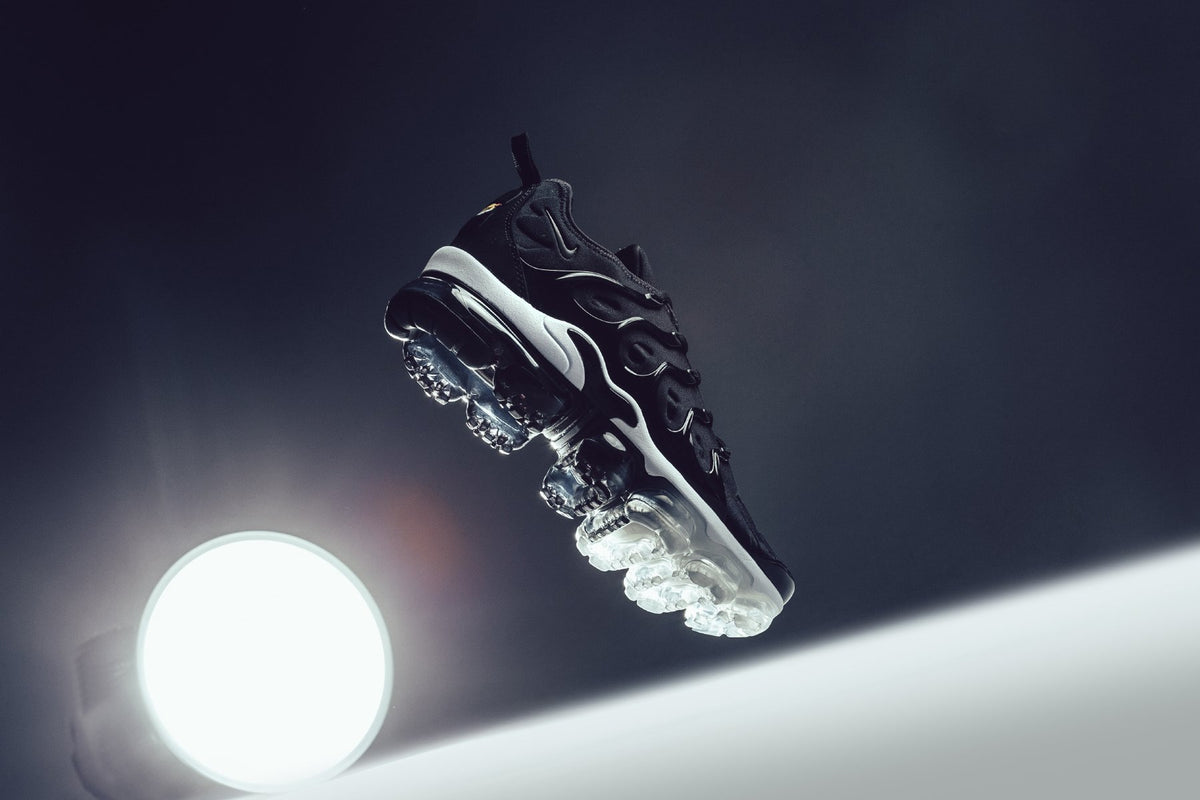 Nike Air Vapor Max Plus "Black/Anthracite" Available Now