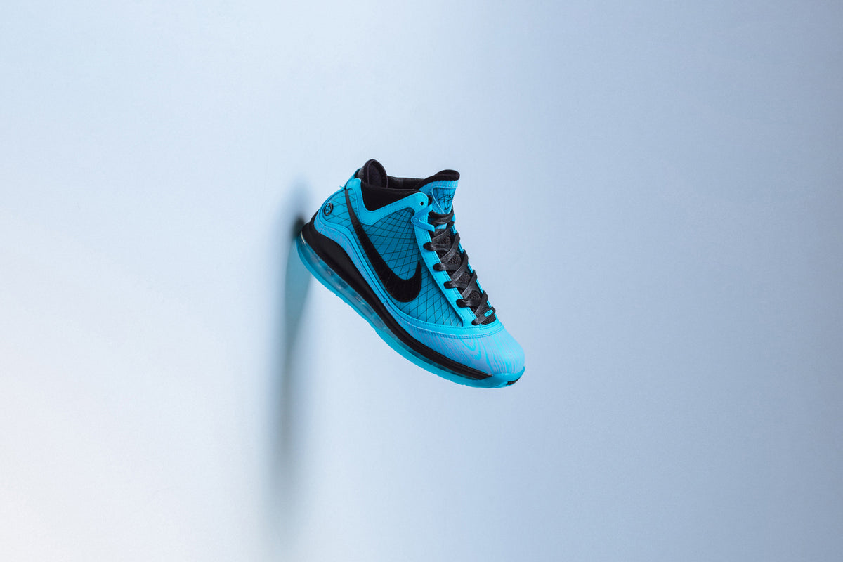 Nike Air Max Lebron 7 QS “Chlorine Blue” Men’s Basketball Shoes Releasing February 12th