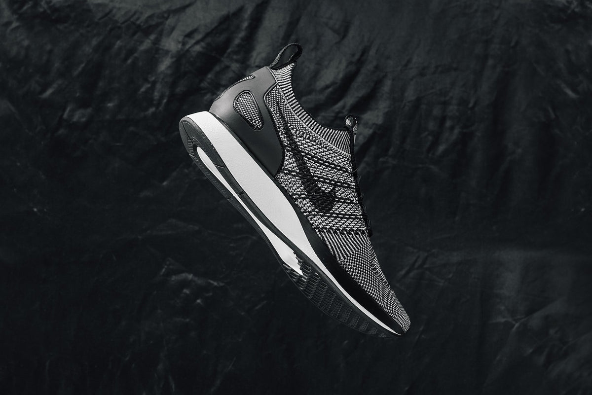 Nike Flyknit Mariah 'Oreo' Available Now