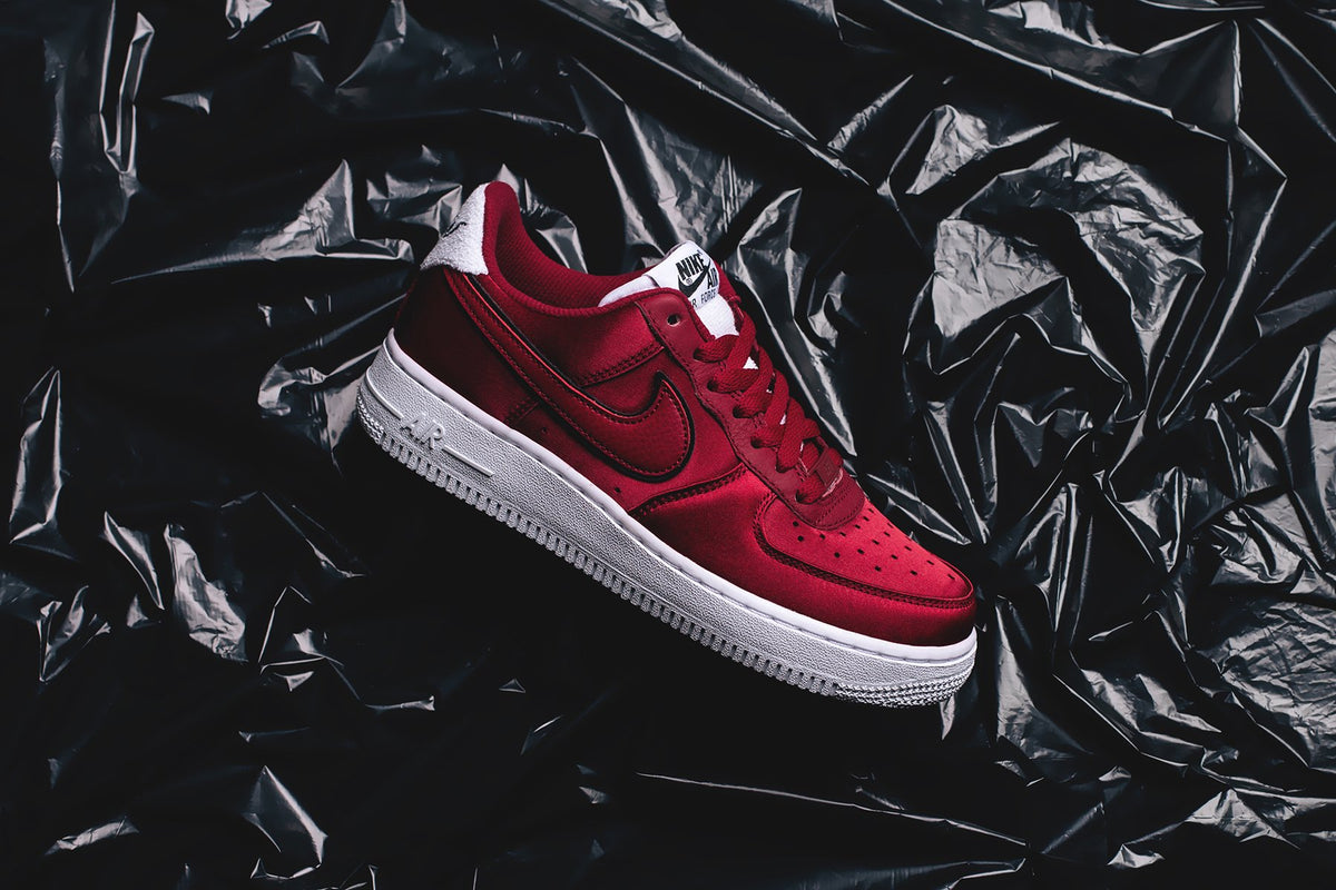 Nike Women's Air Force 1 07 "Red Crush" Available Now
