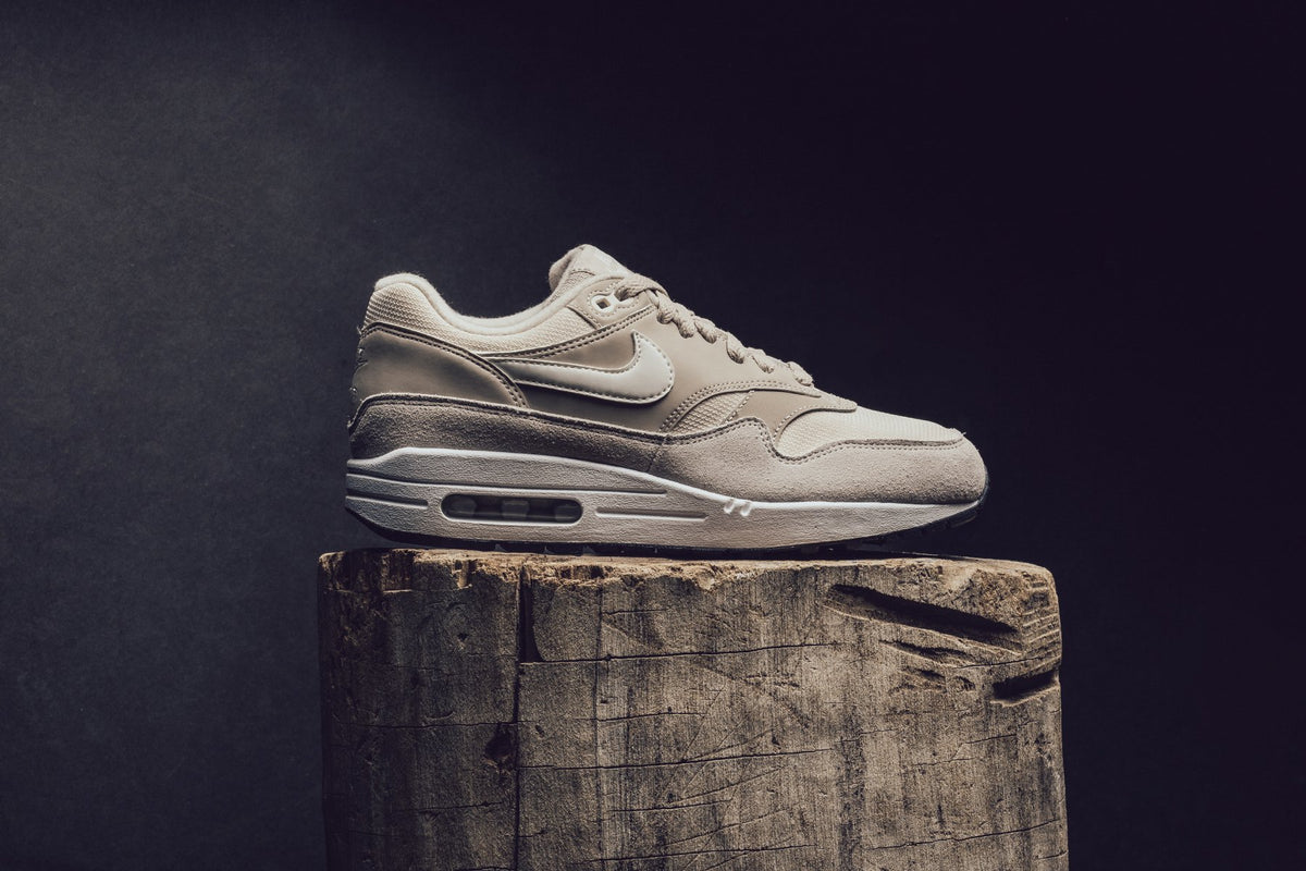 Nike Women's Air Max 1  "String/Sail" Available Now