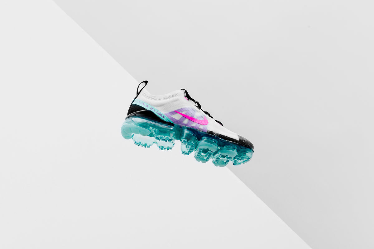 Nike Women's VaporMax 2019 "Platinum Tint/Pink Blast/Aurora Green" Available Now