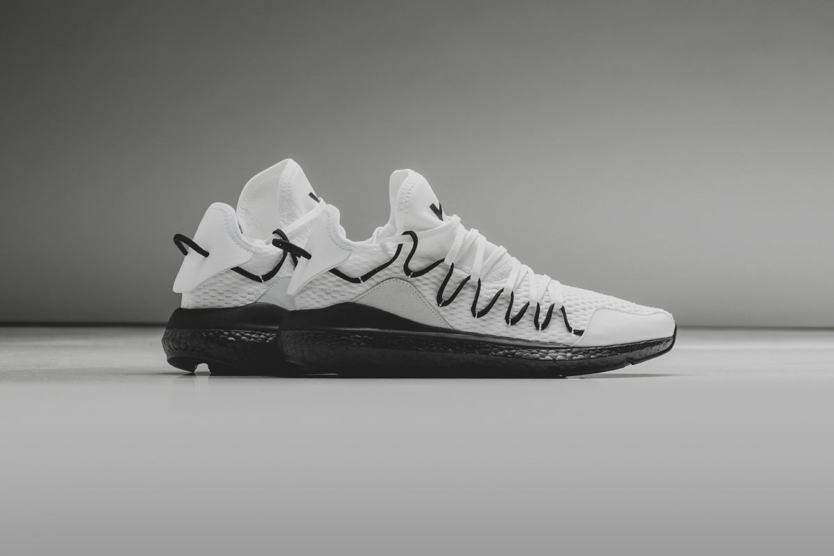 Y-3 Kusari "White/Black" Available Now