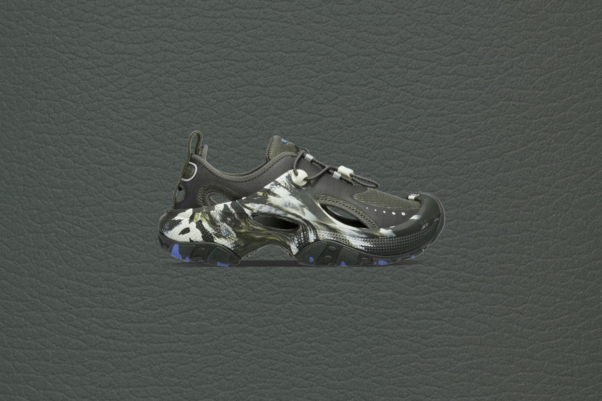 featuredrelease -preordertop- -preorder2-