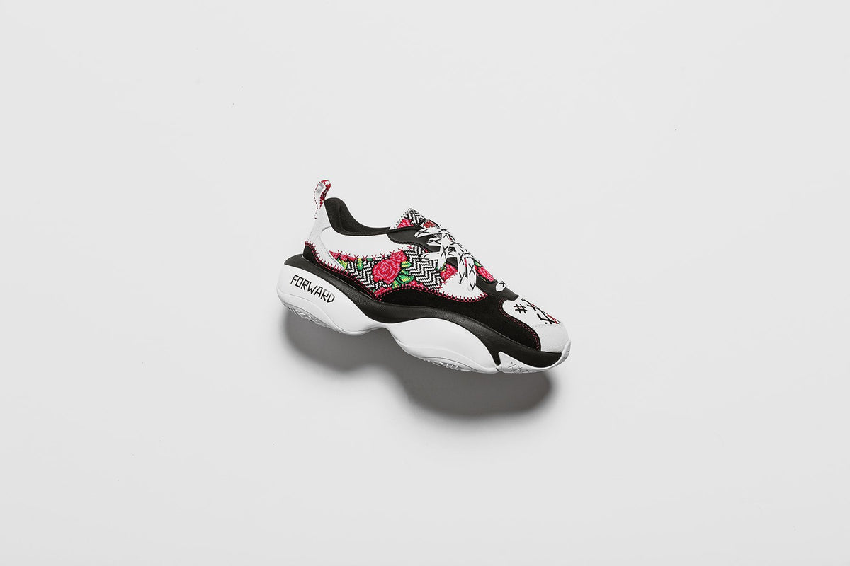 featuredrelease -preordertop- -preorder2-